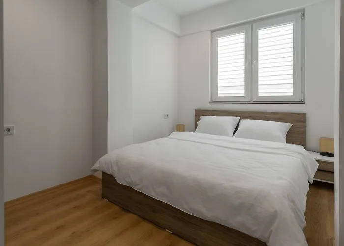 Centrally Located Cozy Do